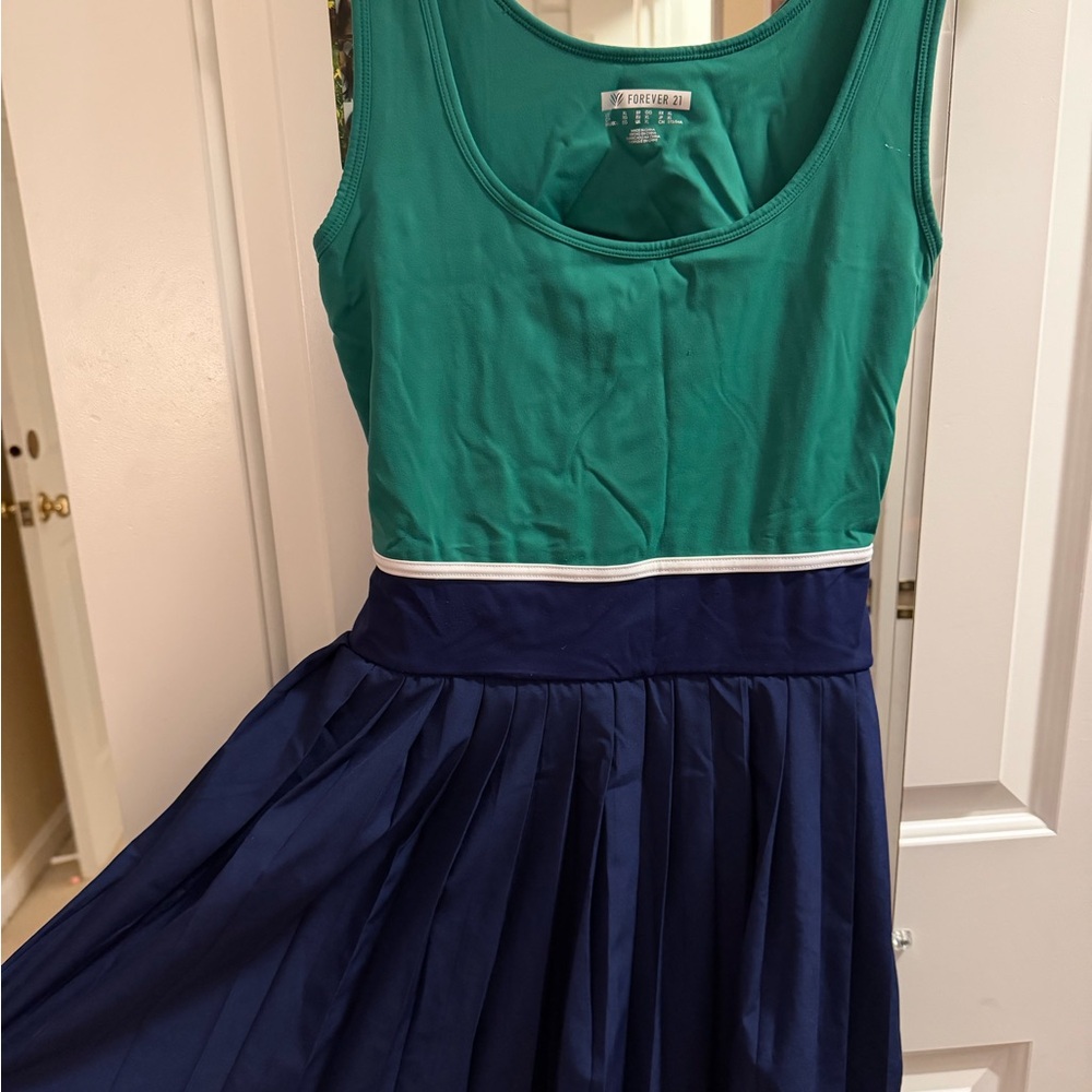 Forever 21 Teal Top